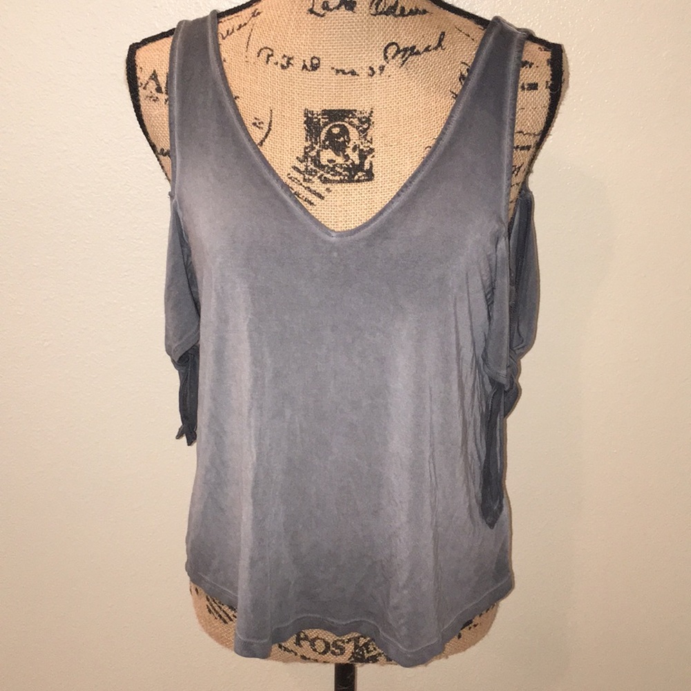 NWOT Hollister Faded Grey Cold Shoulder Shirt